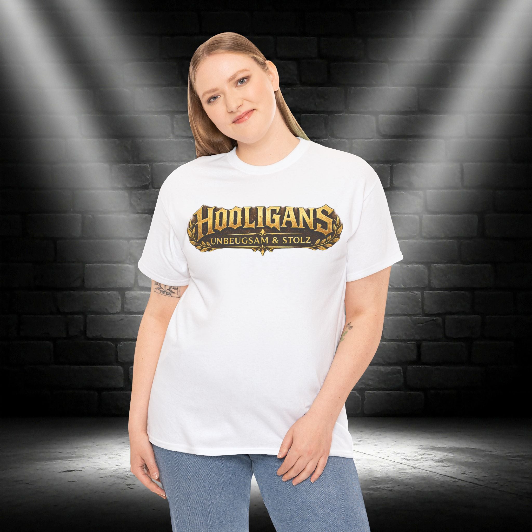 NATIONALSTOLZ  T-Shirt — 'Unbeugsam & Stolz' HOOLIGANS