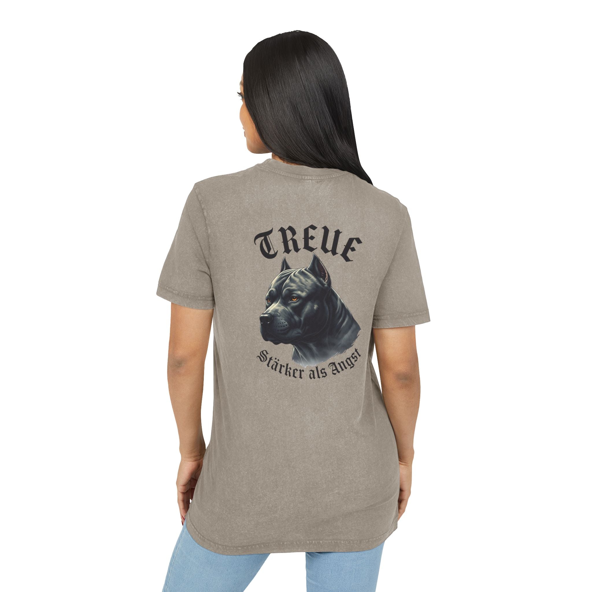 Nationalstolz Pitbull Graphic Tee – "Treue- Stärker als Angst"