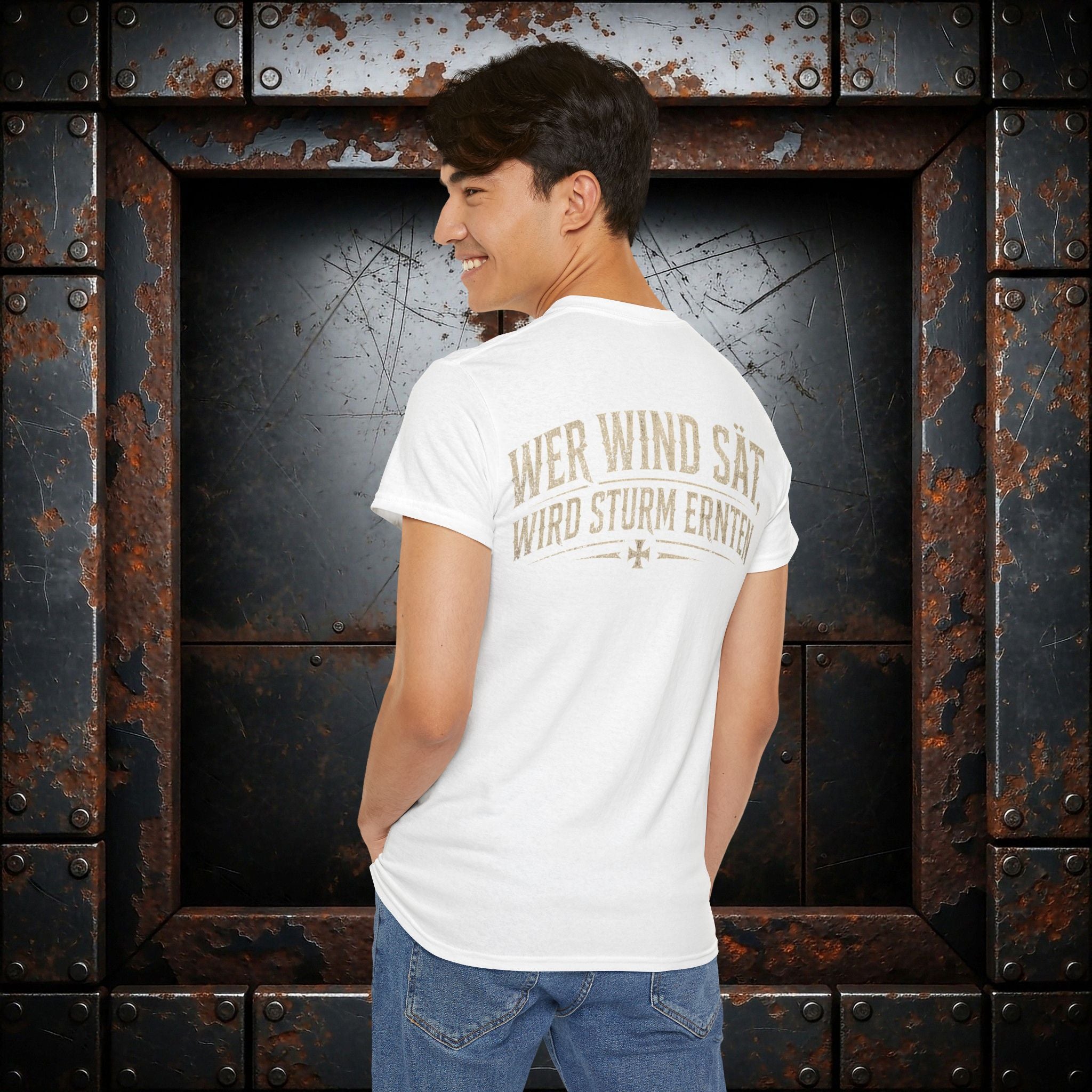 NATIONALSTOLZ T-Shirt — "Wer Wind Sät, Wird Sturm Ernten" Patriot