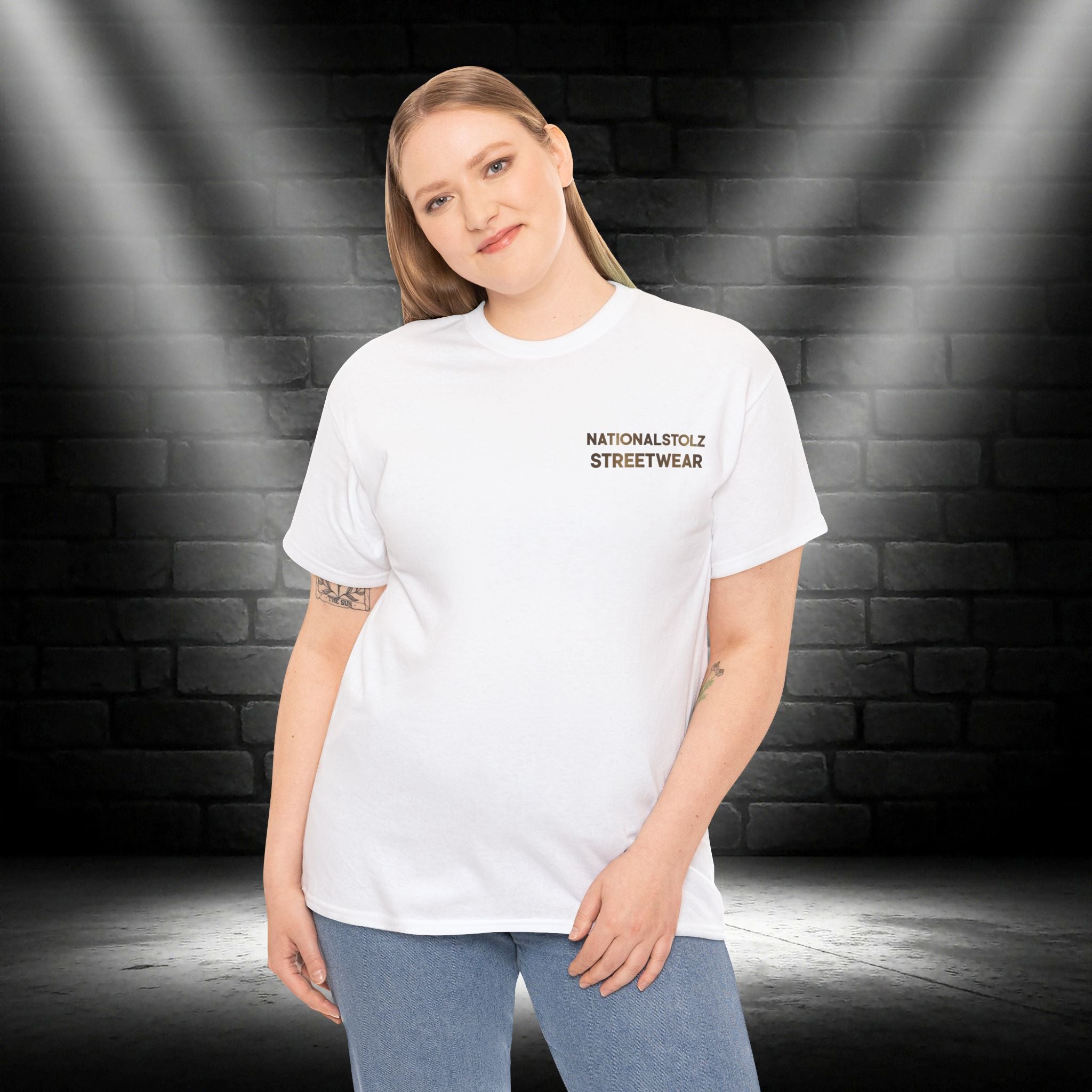 NATIONALSTOLZ T - Shirt - ,,Niemals kniend leben"